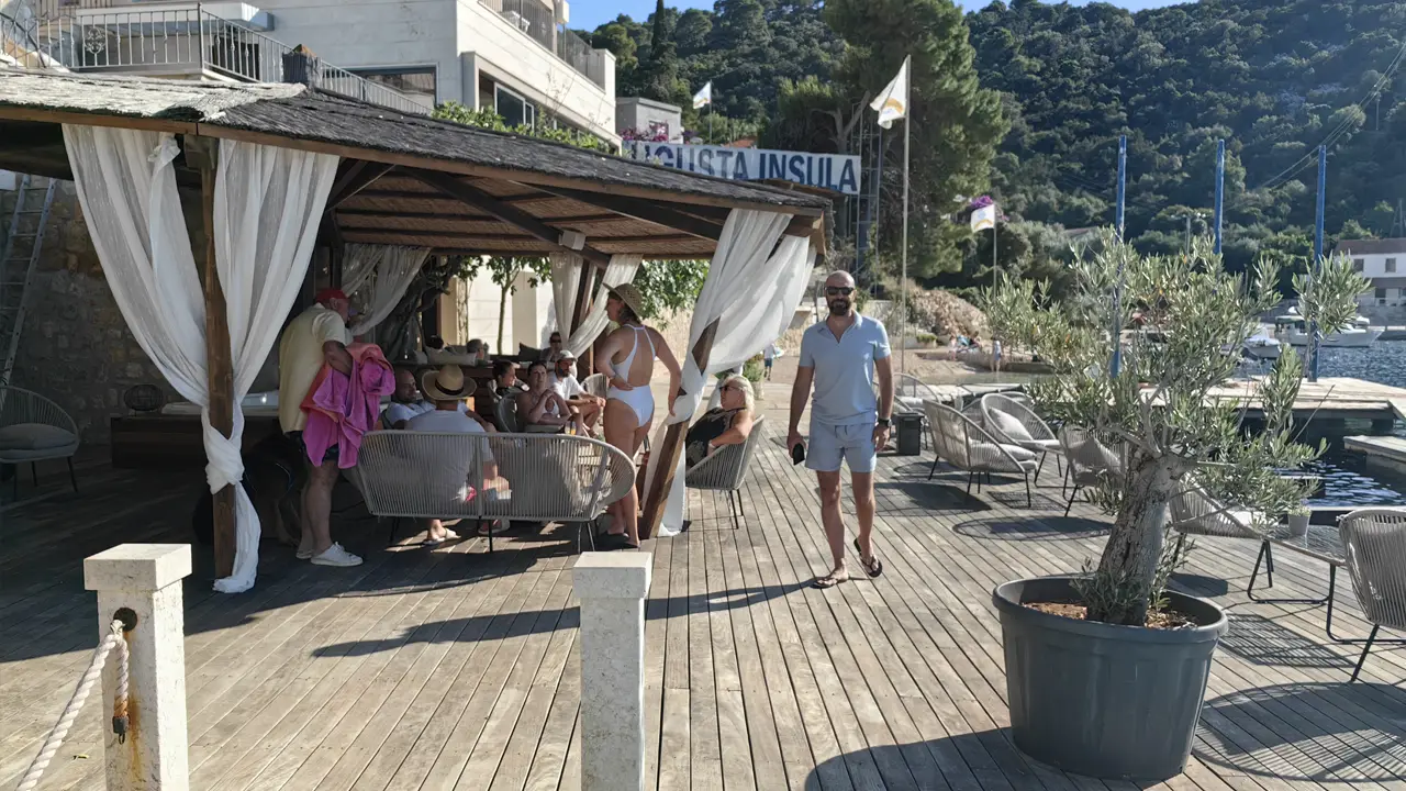 Beach bar scene 1 at Augusta Insula