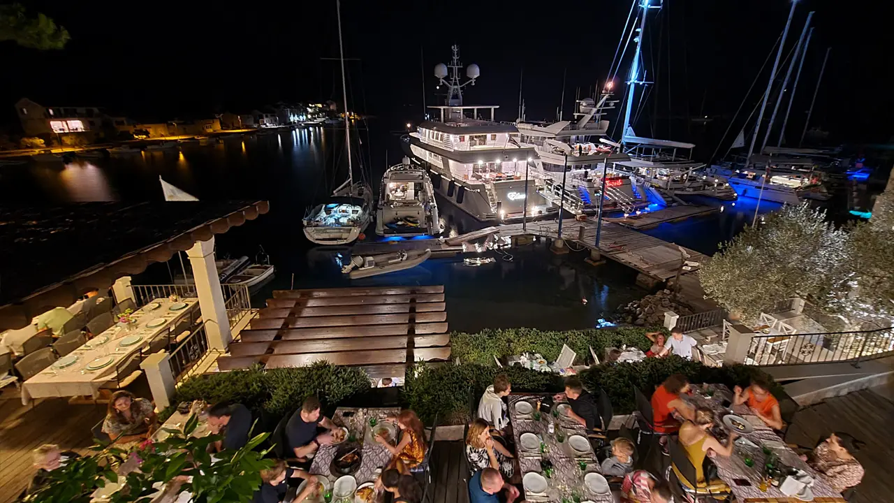Lastovo berth at night, scene 4