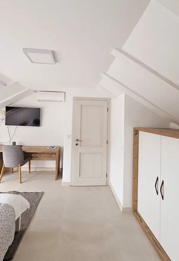 Accommodation Room B4 - 2