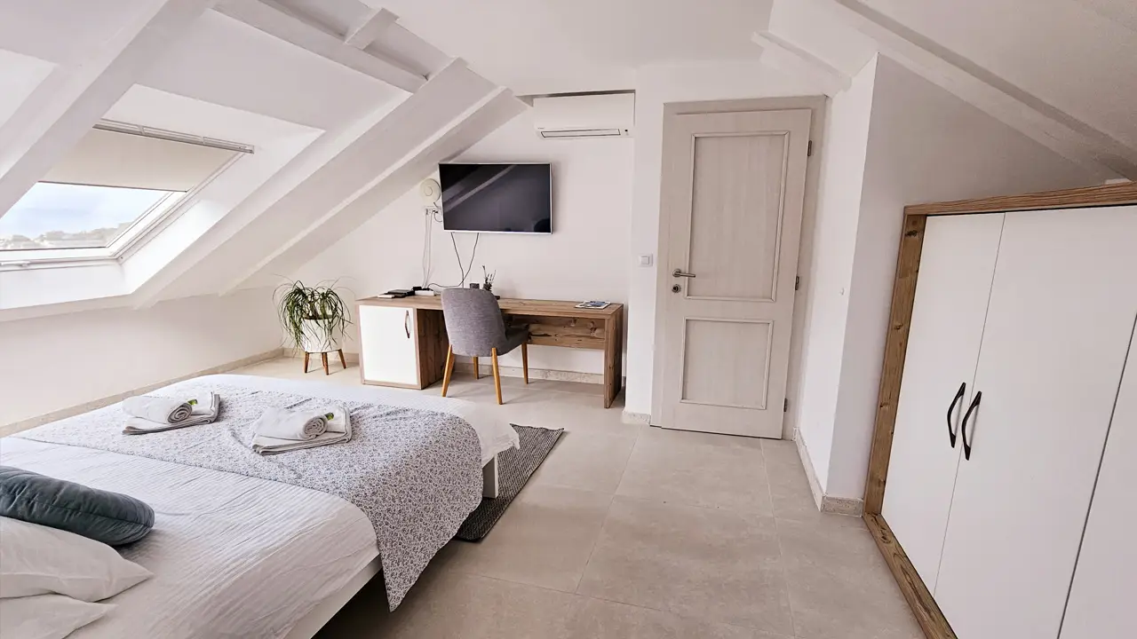 Accommodation - Room B5